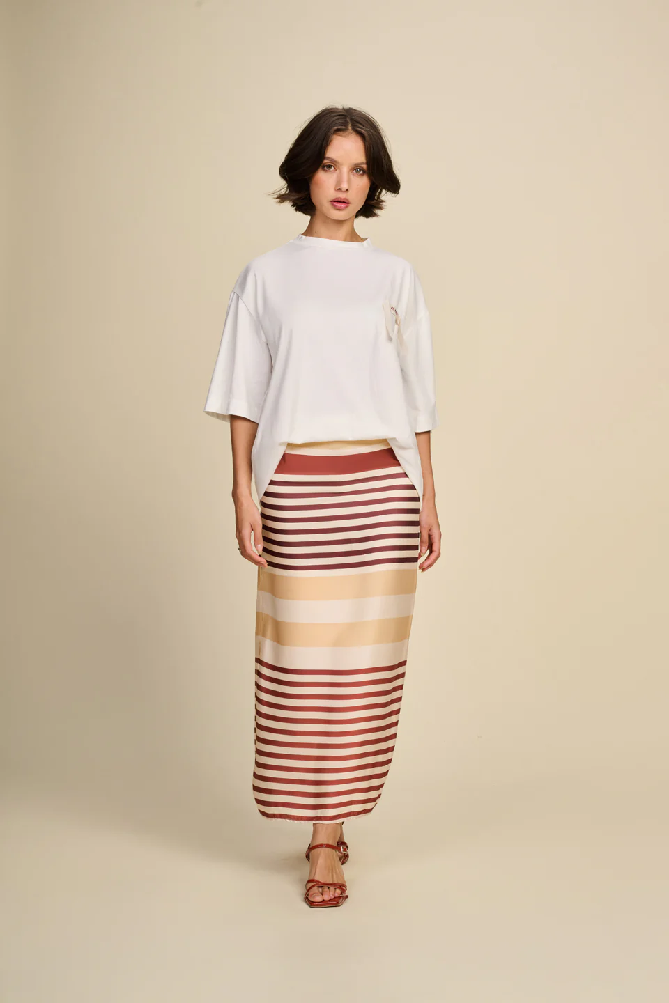 https://images.femalesconceptstore.becosoft.net/articles/9565_rules_77skirt1.webp?qs=5086