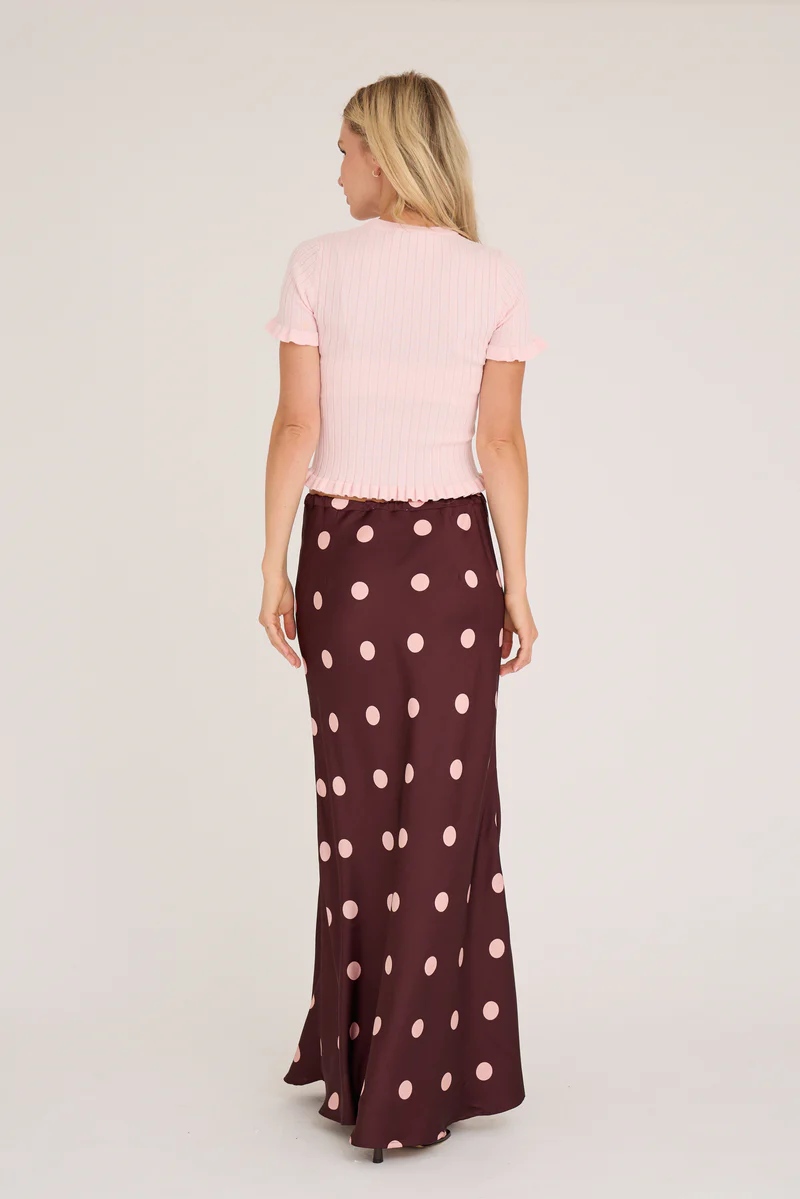 https://images.femalesconceptstore.becosoft.net/articles/Emily_dot_skirt_AV8192-Skirt-AV8192-373_Bordeaux_Rose-1_800x.webp?qs=5259