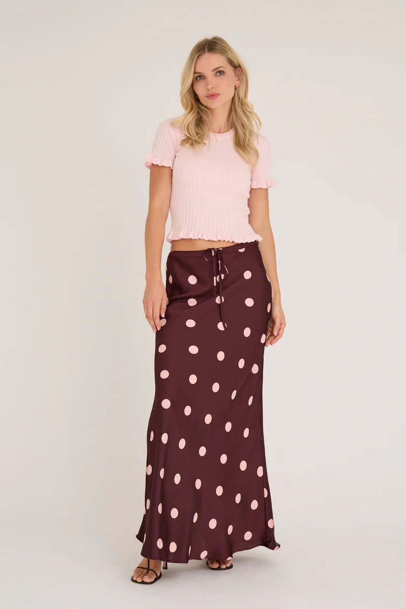 https://images.femalesconceptstore.becosoft.net/articles/Emily_dot_skirt_AV8192-Skirt-AV8192-373_Bordeaux_Rose_800x.webp?qs=5258