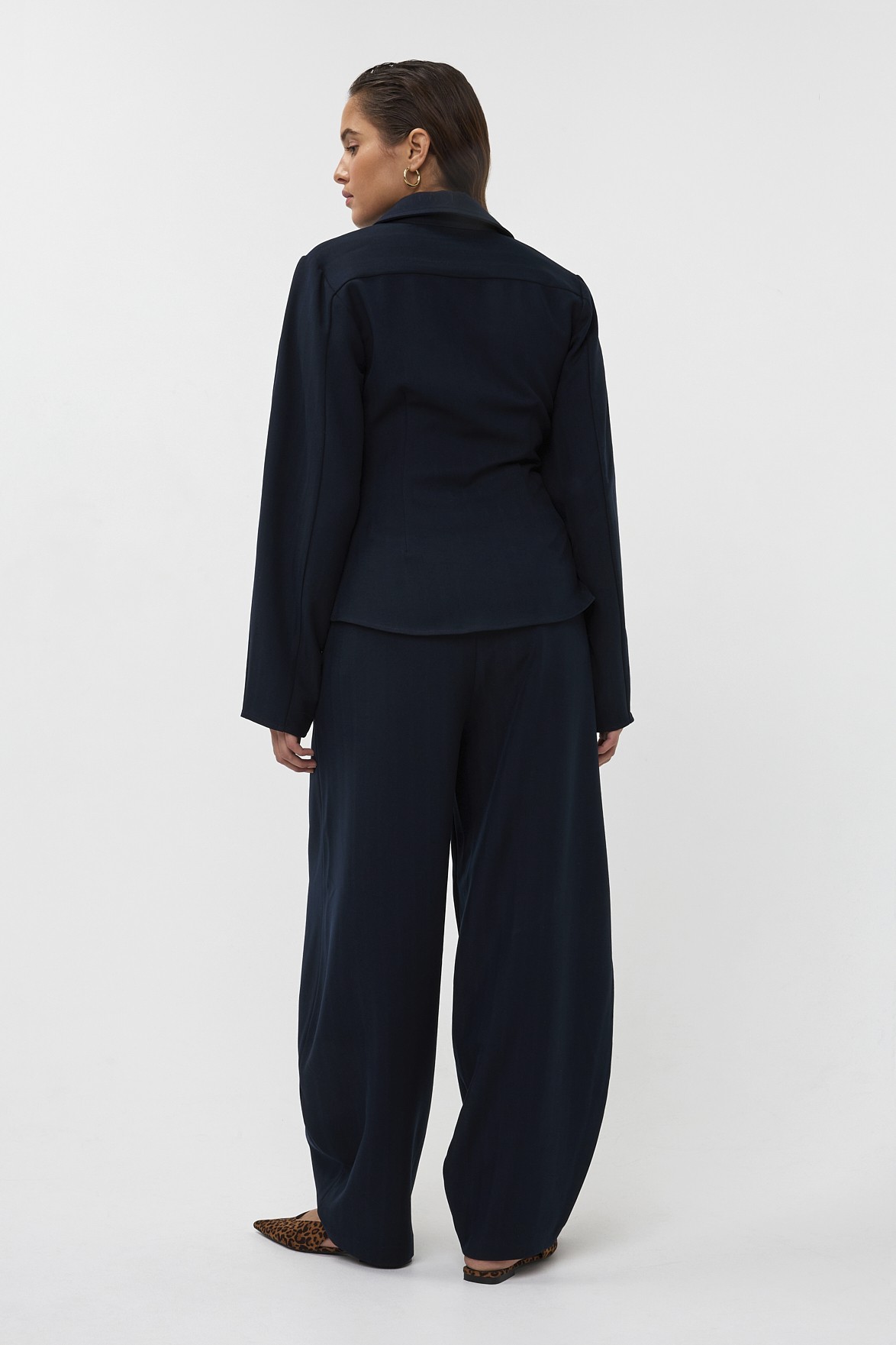 https://images.femalesconceptstore.becosoft.net/articles/Evi263-13-400-7-51.jpg?qs=6254