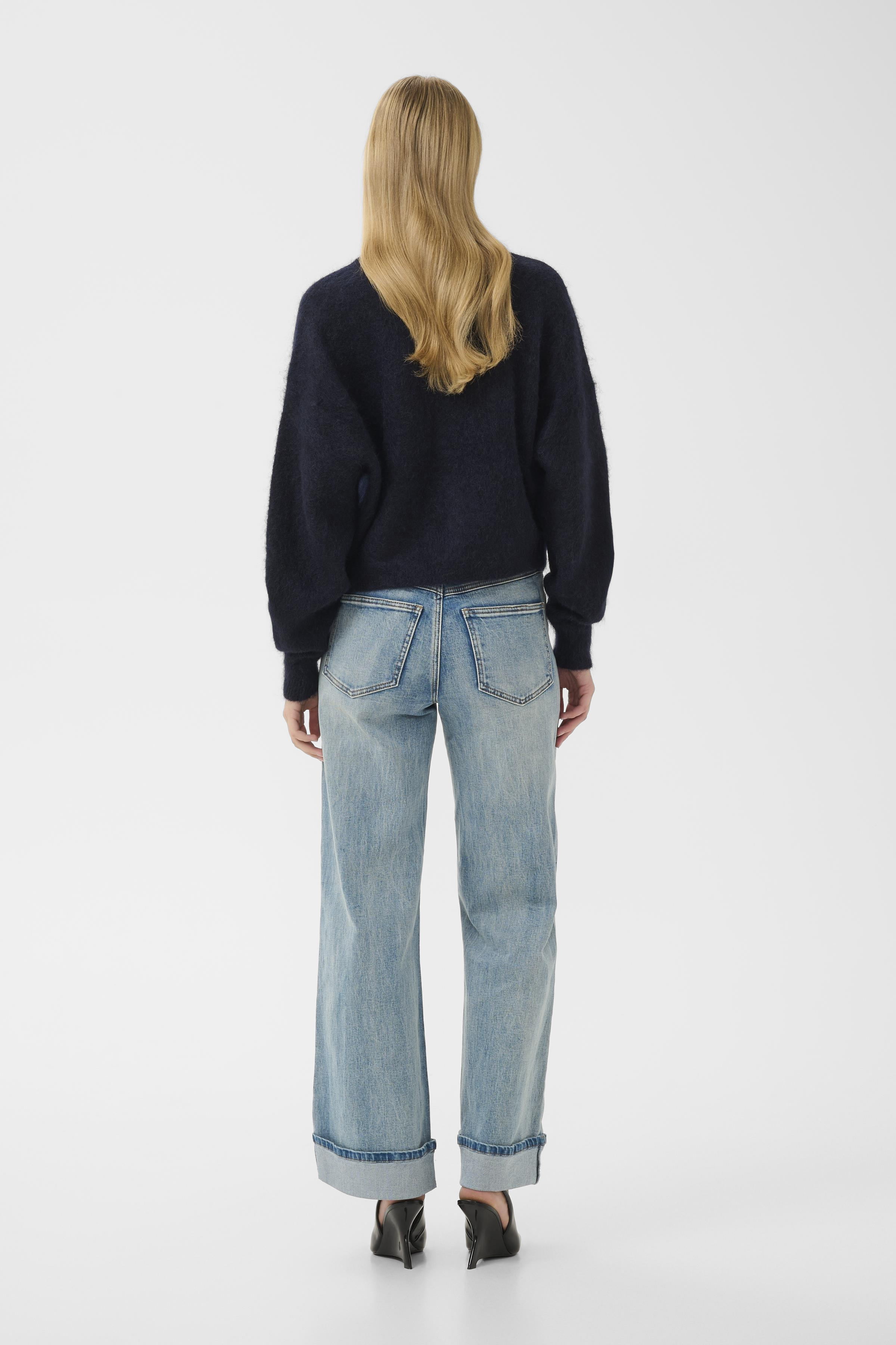 https://images.femalesconceptstore.becosoft.net/articles/GZDebbie10911667_101095_450.jpeg?qs=6251