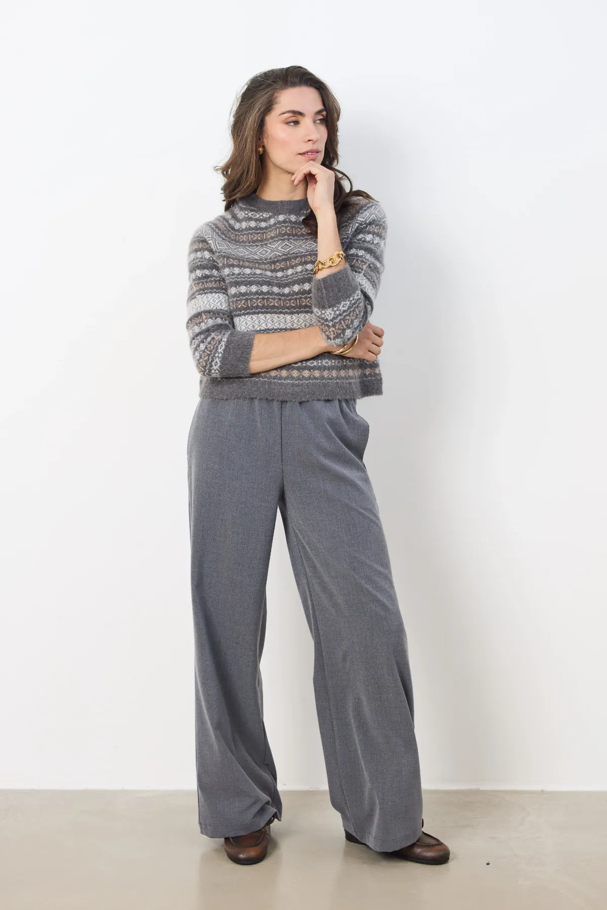 https://images.femalesconceptstore.becosoft.net/articles/ISAUREGREY-MAUDGREYSessionSansTitre2995_resultat_71f68fe1-700f-4e53-a7dc-01baf96bd373.webp?qs=6578
