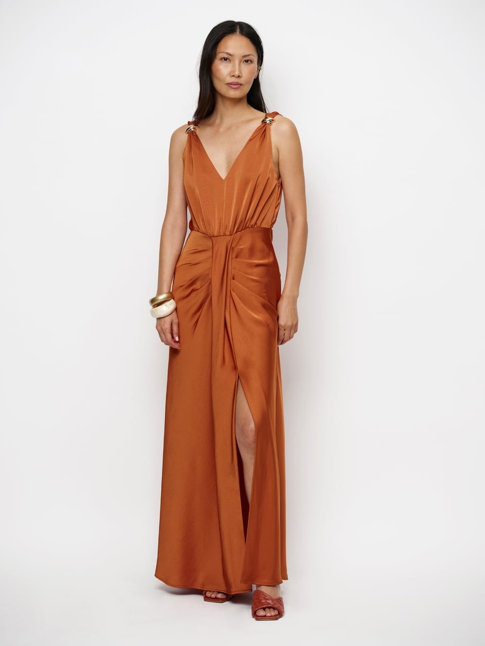 https://images.femalesconceptstore.becosoft.net/articles/Marcia1.jpg?qs=5578