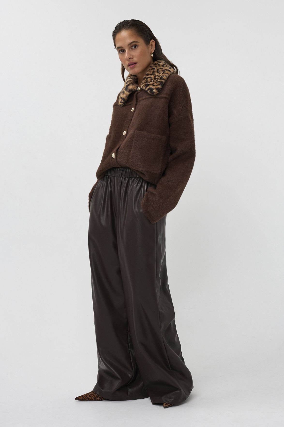 https://images.femalesconceptstore.becosoft.net/articles/Poise263-21-200-12-23.jpg?qs=6257