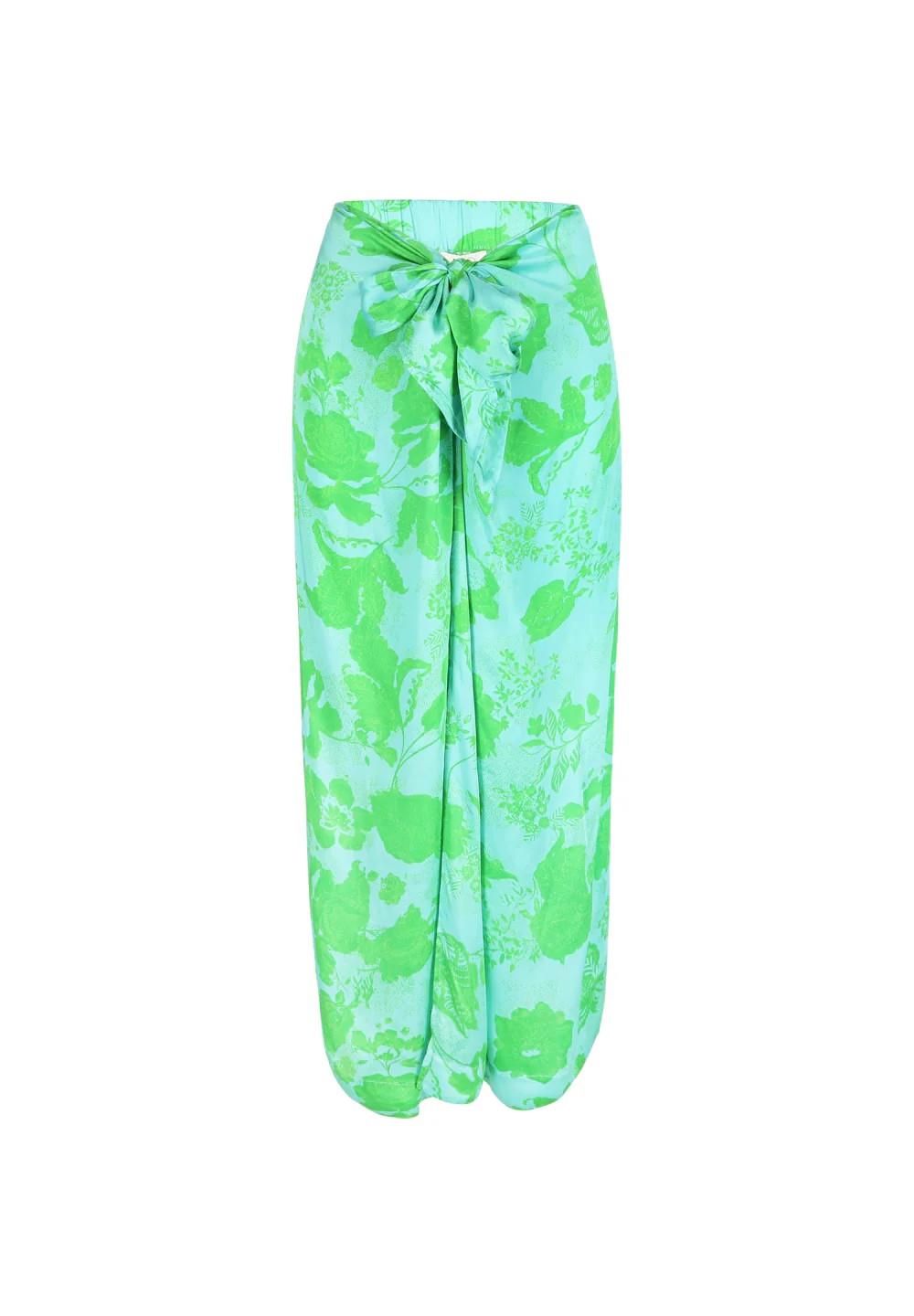 https://images.femalesconceptstore.becosoft.net/articles/RAE_SS26_JASMIN_CUPROMINTGREEN.jpg?qs=4819