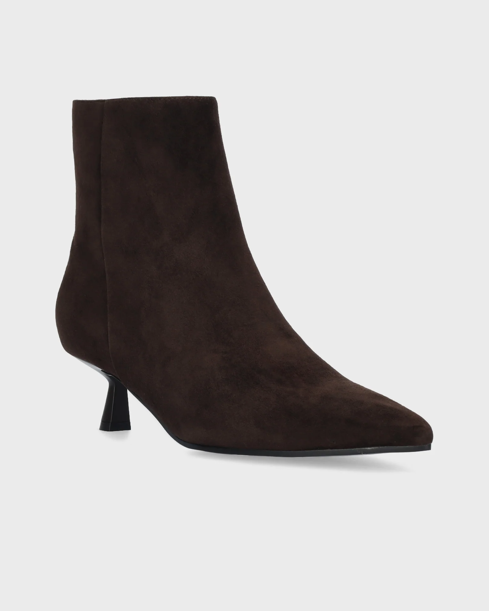 https://images.femalesconceptstore.becosoft.net/articles/SakuraBootiesMarron3.webp?qs=6389
