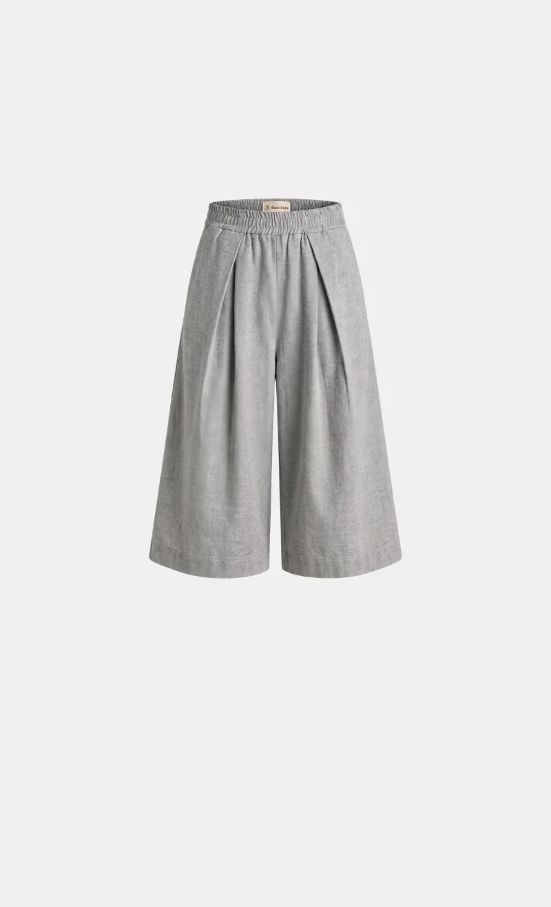 https://images.femalesconceptstore.becosoft.net/articles/Shorts_Lottie_grey.webp?qs=6488