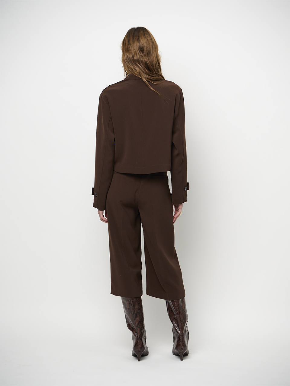 https://images.femalesconceptstore.becosoft.net/articles/Tresor-263154-8880-313-23.jpg?qs=5815