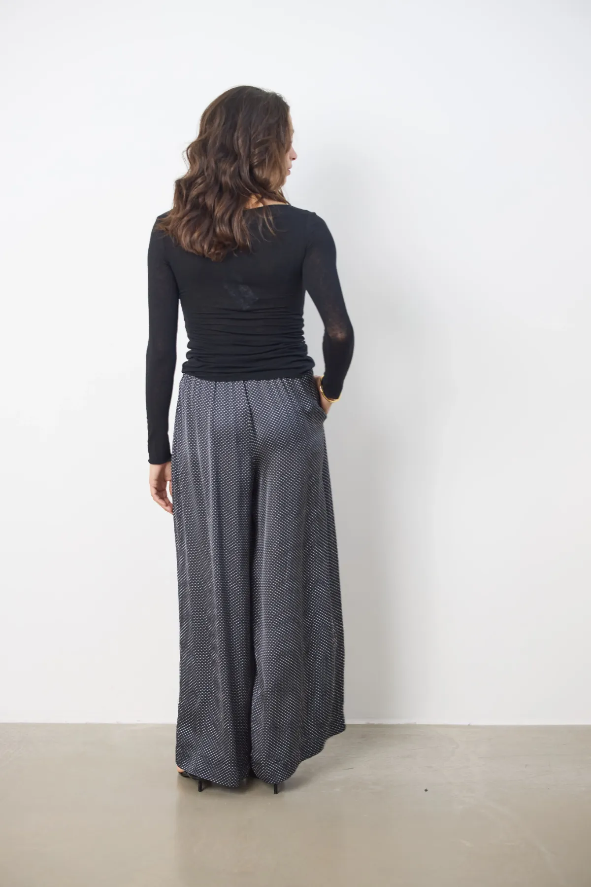 https://images.femalesconceptstore.becosoft.net/articles/adeline2.webp?qs=6591