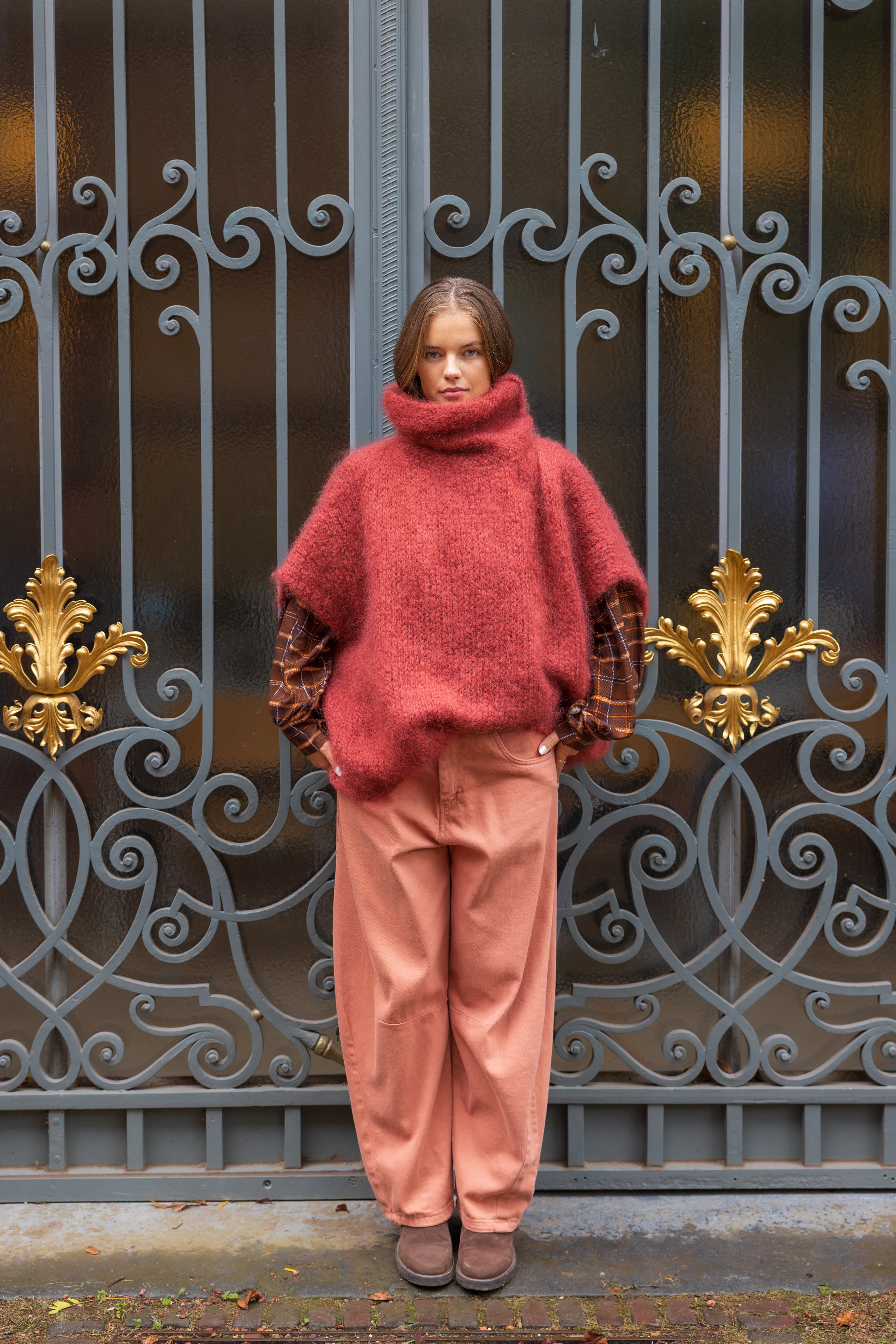 https://images.femalesconceptstore.becosoft.net/articles/clauderuggine2.webp?qs=6546
