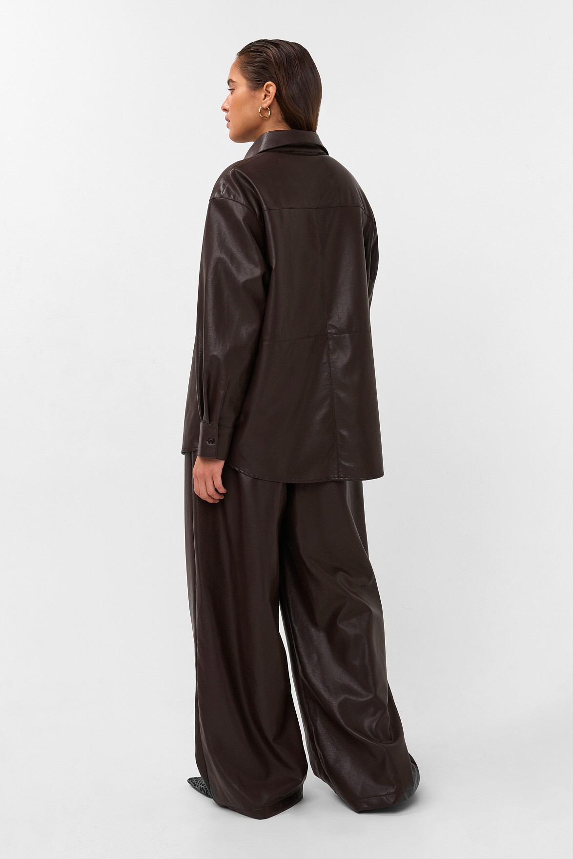 https://images.femalesconceptstore.becosoft.net/articles/cloud263-22-200-12-29.jpg?qs=6260