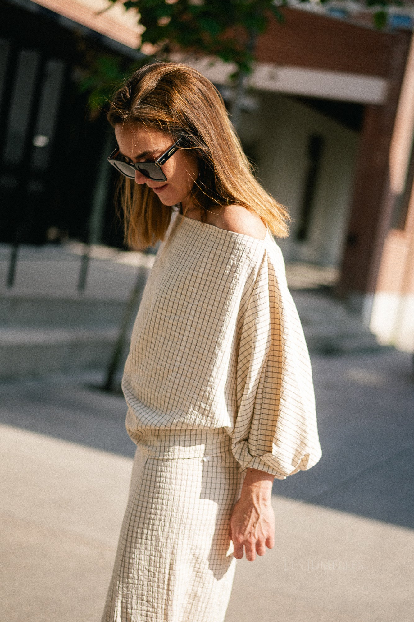 https://images.femalesconceptstore.becosoft.net/articles/cosettecheckeredblouseecru1.jpg?qs=5701
