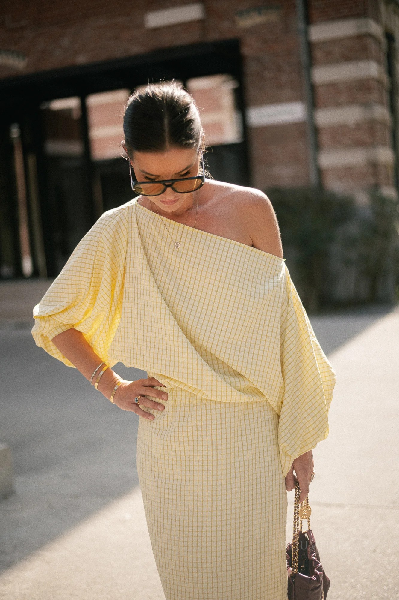 https://images.femalesconceptstore.becosoft.net/articles/cosettecheckeredblouseyellow1.jpg?qs=5763