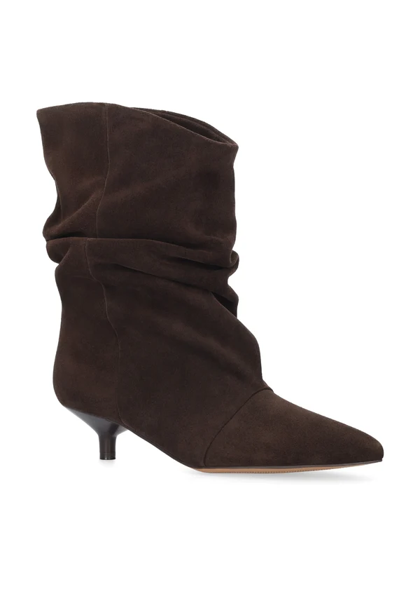 https://images.femalesconceptstore.becosoft.net/articles/drape-marron92627-2.webp?qs=6105