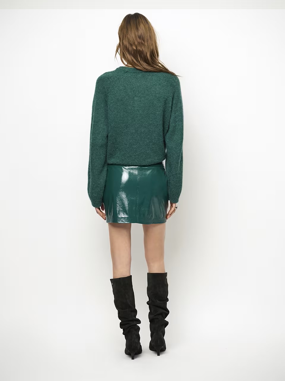 https://images.femalesconceptstore.becosoft.net/articles/evon3.jpg?qs=6554