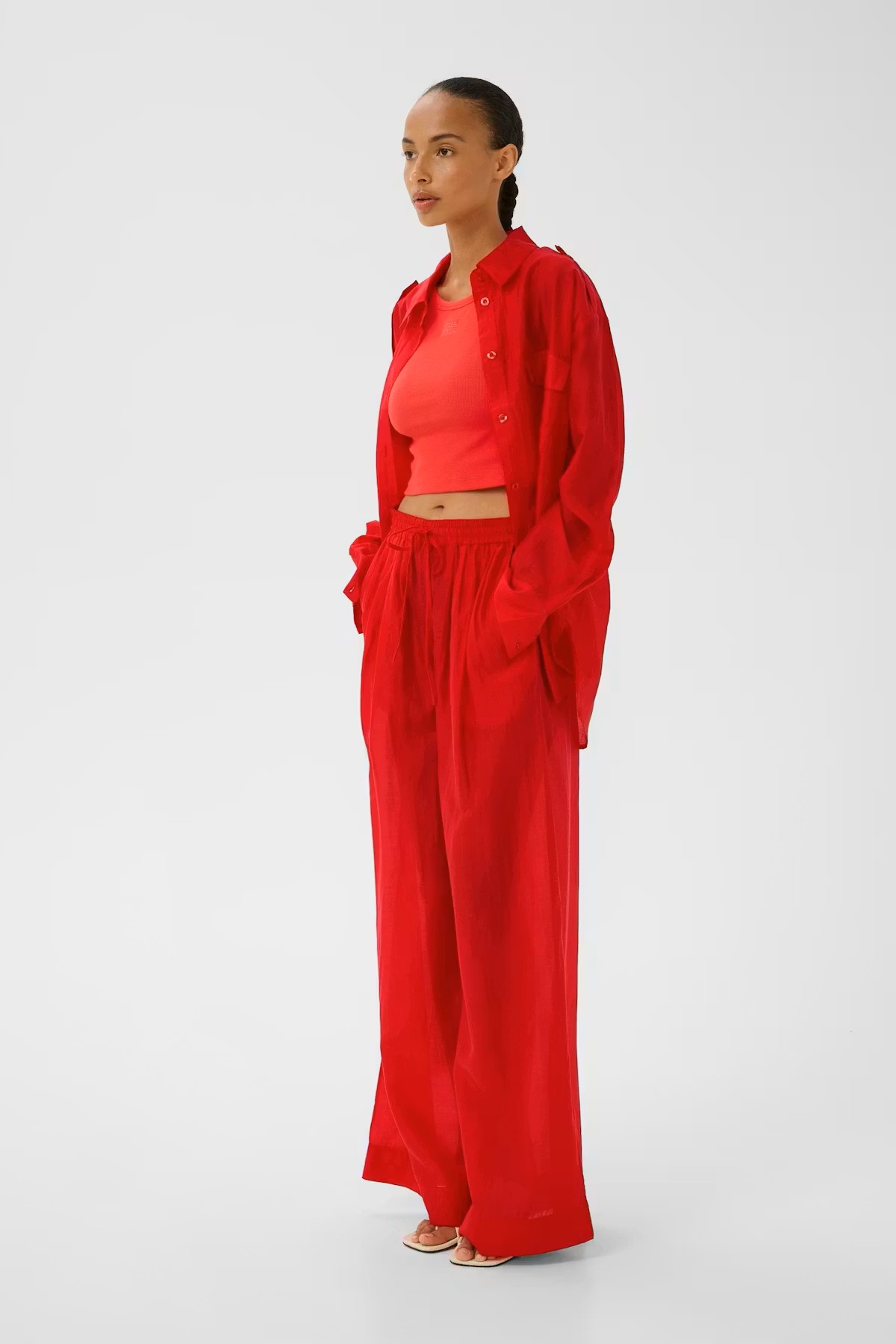 https://images.femalesconceptstore.becosoft.net/articles/gzsiora1.jpg?qs=5435
