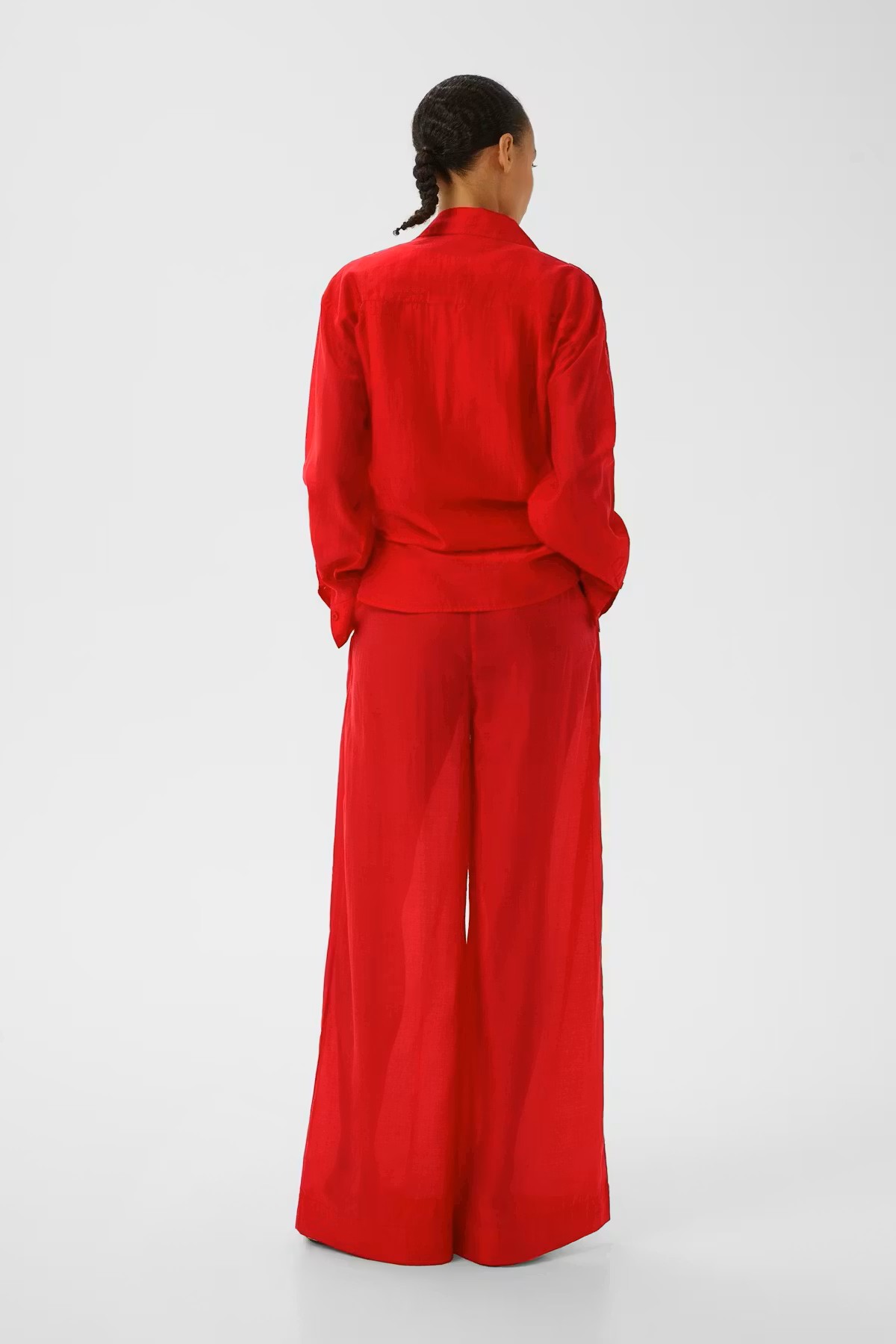 https://images.femalesconceptstore.becosoft.net/articles/gzsiora3.jpg?height=150&width=150&scale=canvas&qs=5434