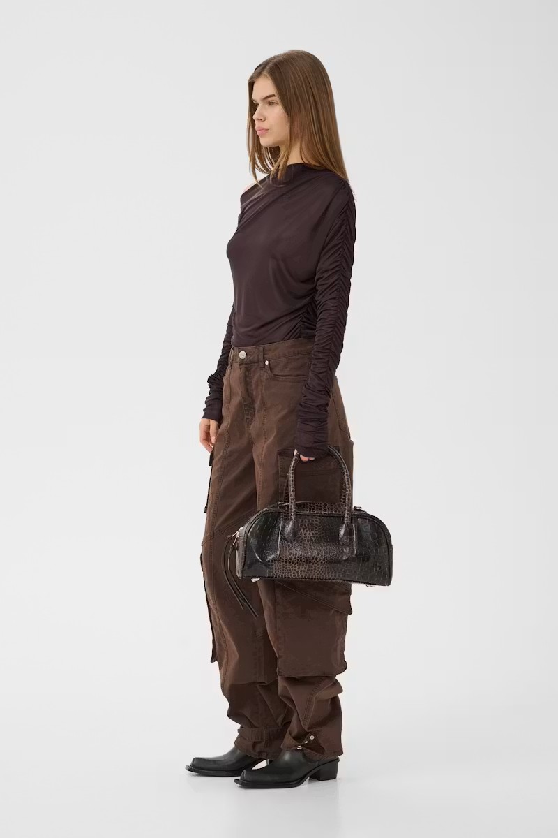 https://images.femalesconceptstore.becosoft.net/articles/gzsvedae2.jpg?qs=5958