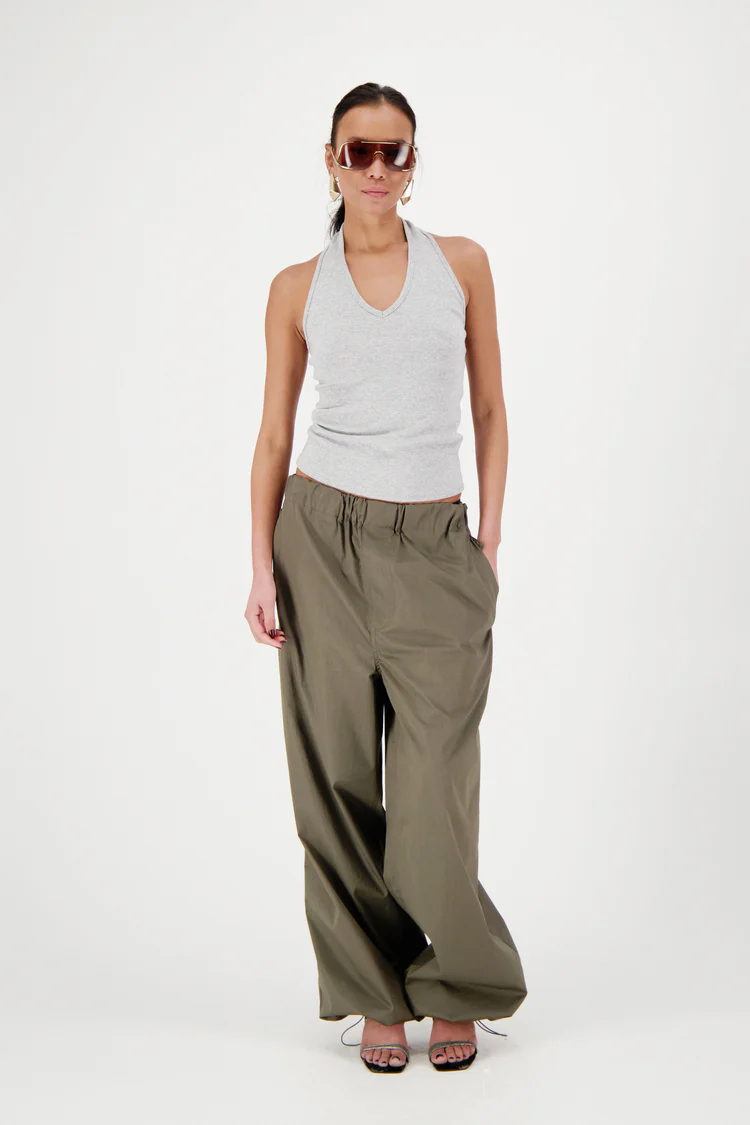 https://images.femalesconceptstore.becosoft.net/articles/harper1.webp?qs=5537