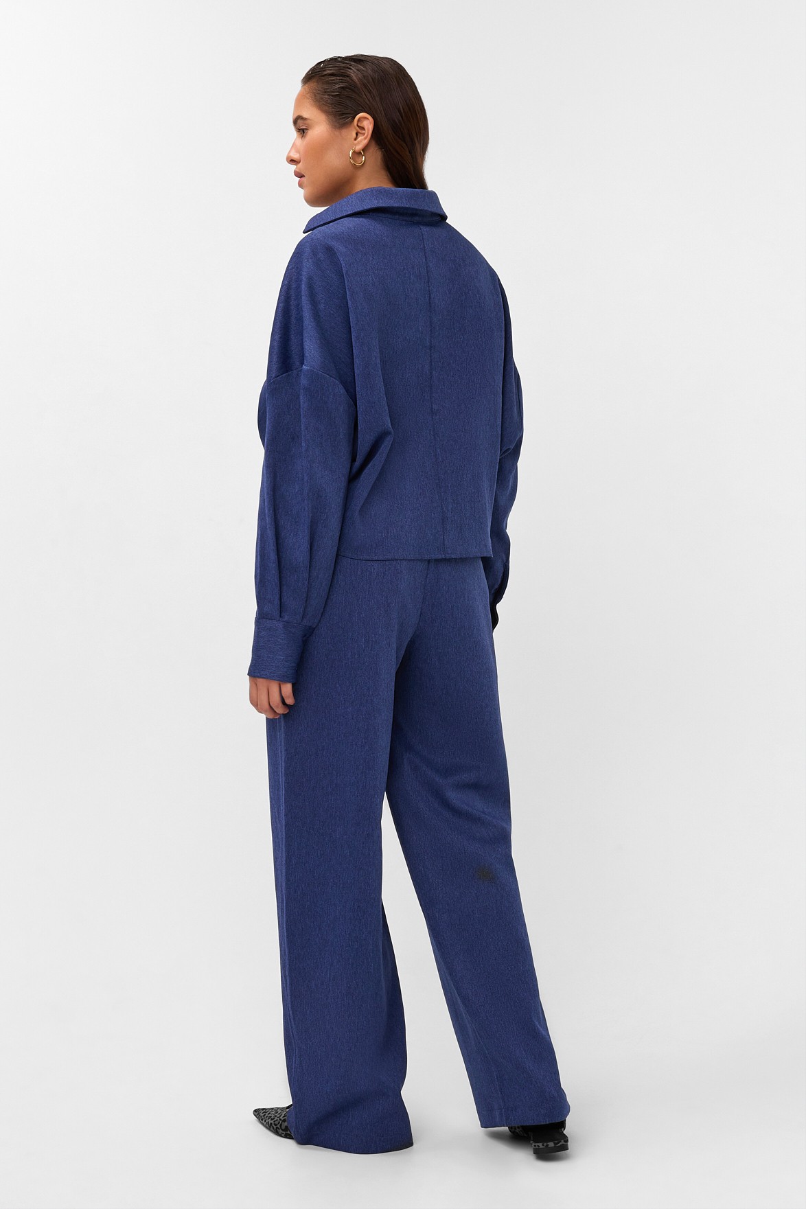 https://images.femalesconceptstore.becosoft.net/articles/henny263-28-400-7-40.jpg?qs=6269