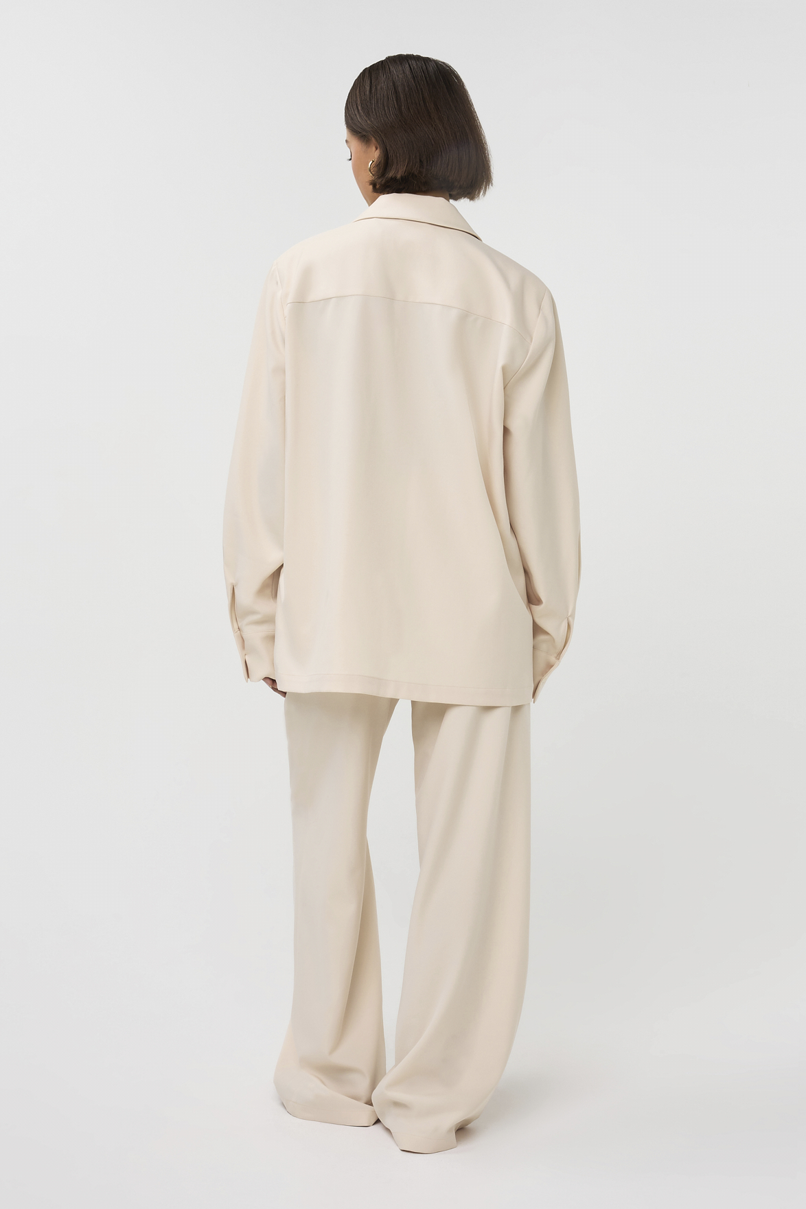 https://images.femalesconceptstore.becosoft.net/articles/jasmin3pants518-8-2934.jpg?qs=5512