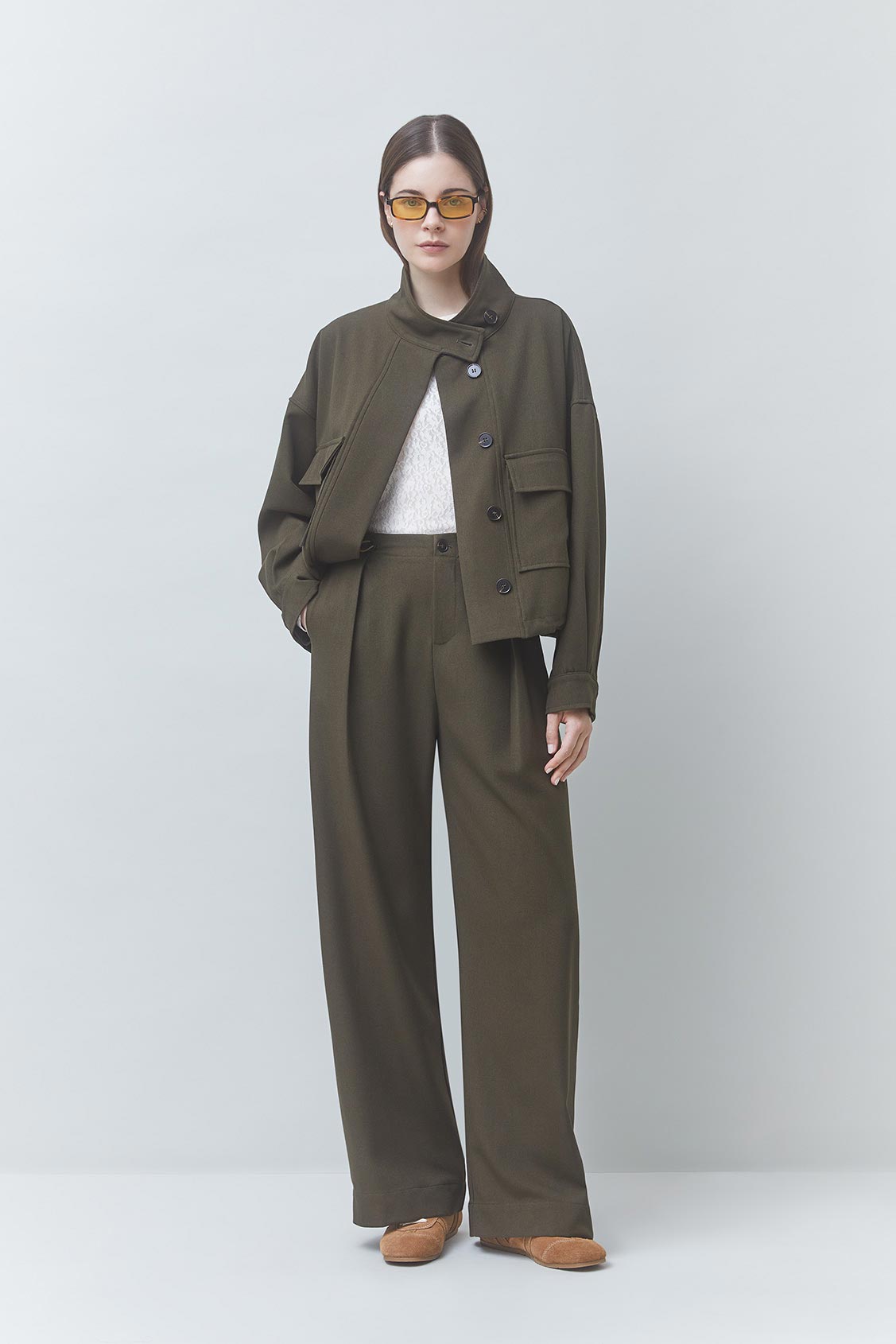 https://images.femalesconceptstore.becosoft.net/articles/jio1.jpg?qs=6702