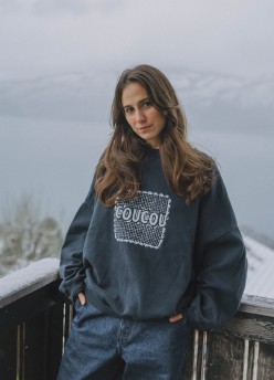 https://images.femalesconceptstore.becosoft.net/articles/joseph-navywithcoucou1.jpg?qs=6109
