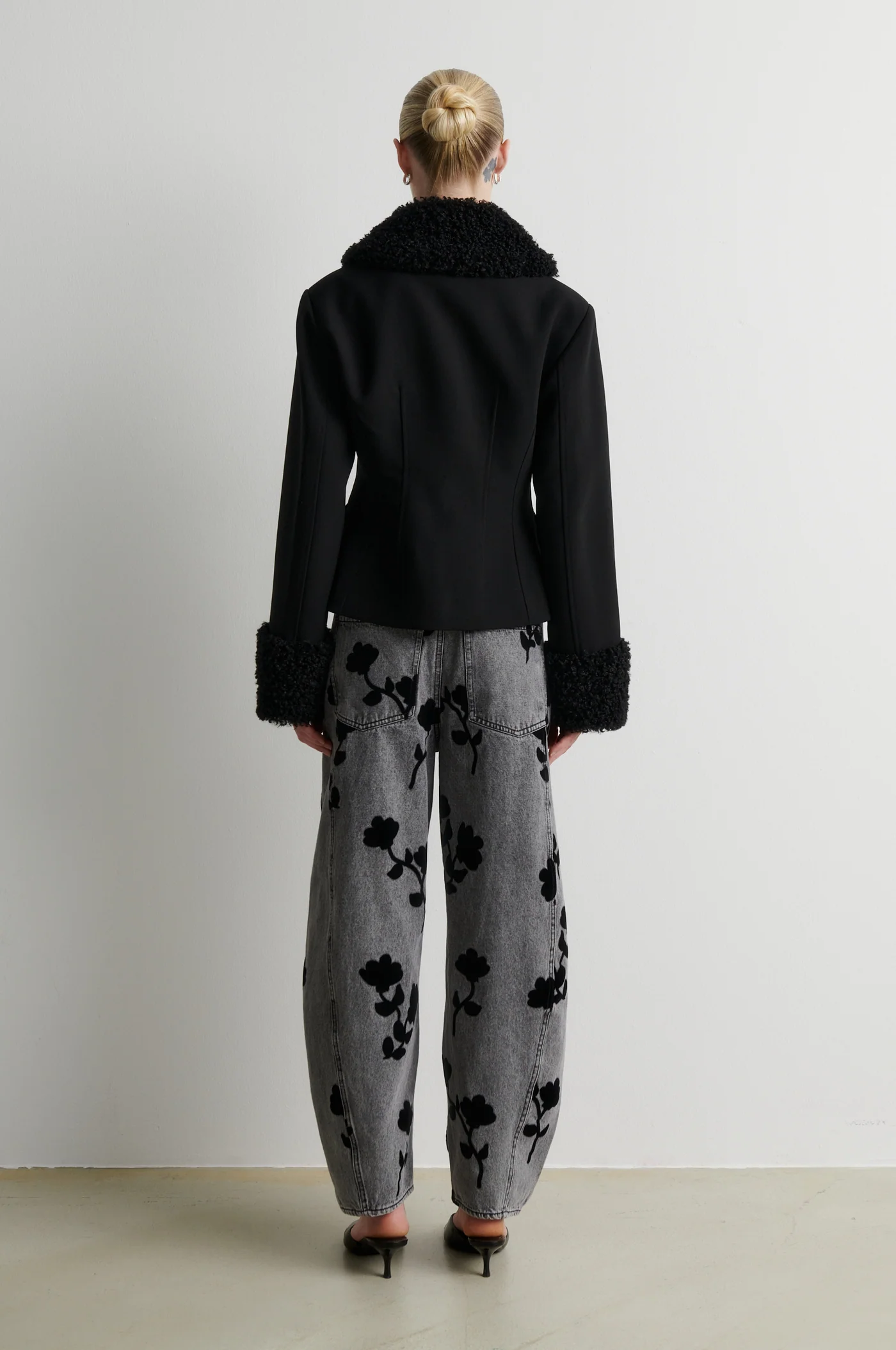 https://images.femalesconceptstore.becosoft.net/articles/lawrissa2.webp?qs=6911