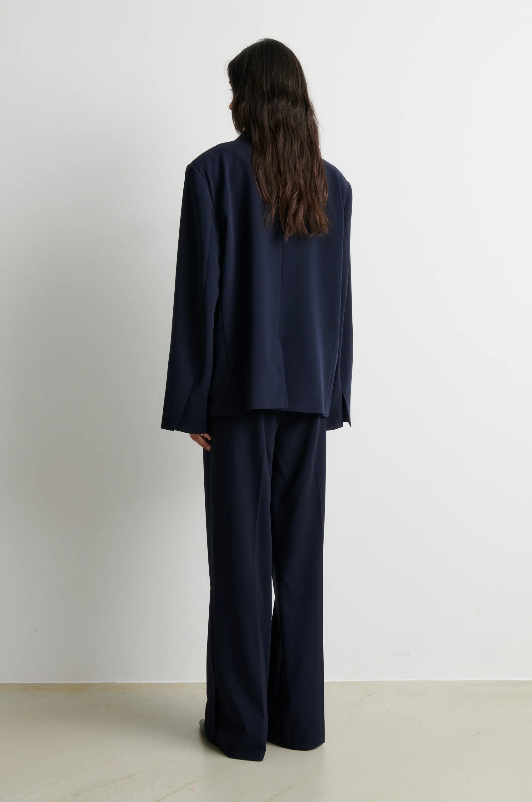 https://images.femalesconceptstore.becosoft.net/articles/lively2.webp?qs=6665