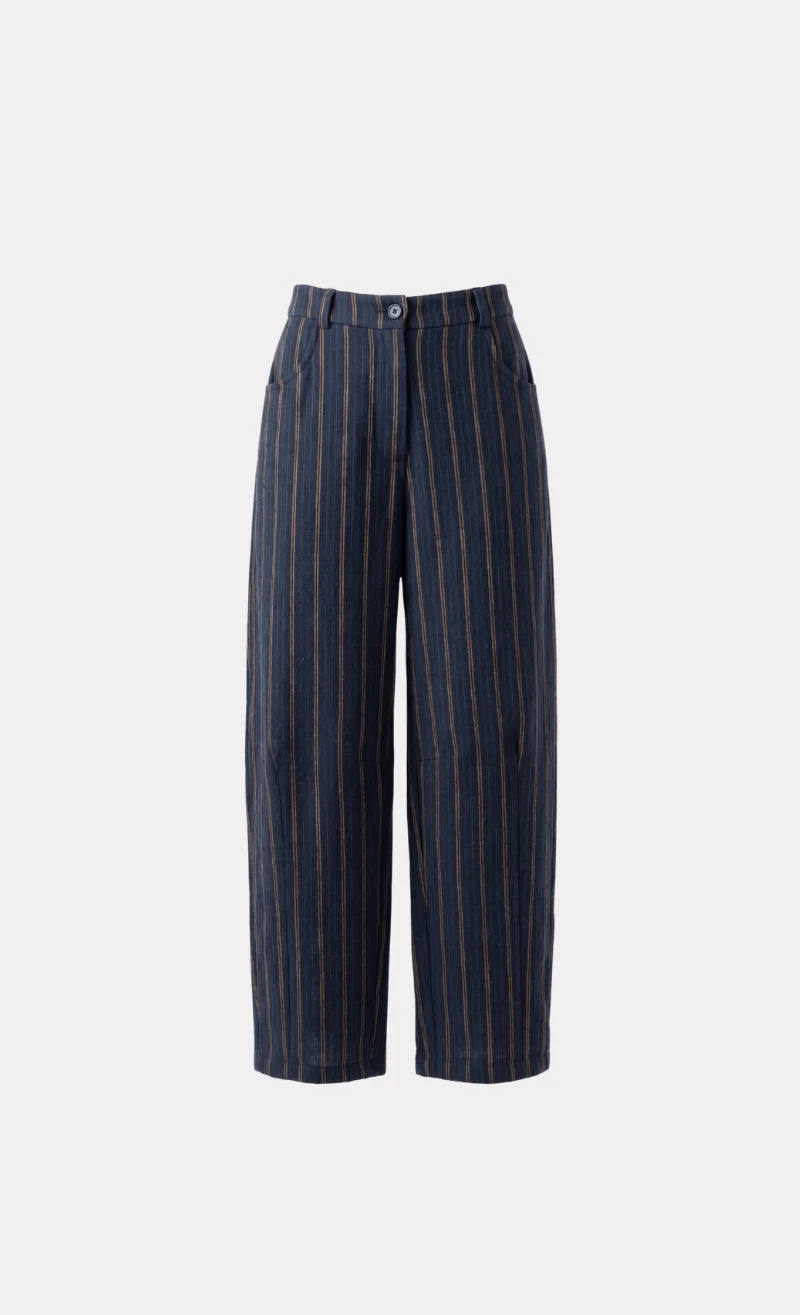 https://images.femalesconceptstore.becosoft.net/articles/lizzyd.blue.webp?qs=6540