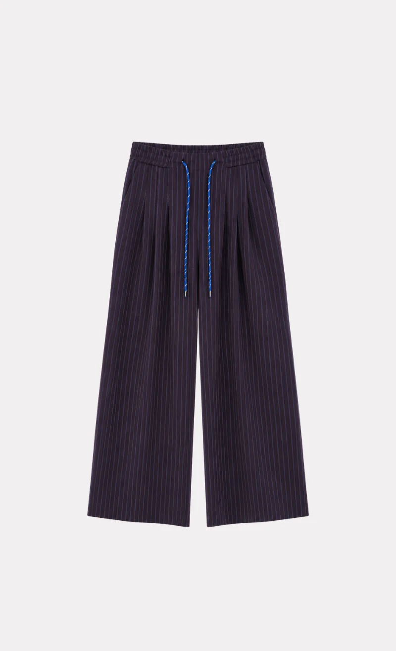 https://images.femalesconceptstore.becosoft.net/articles/lorestripe1.webp?qs=6078
