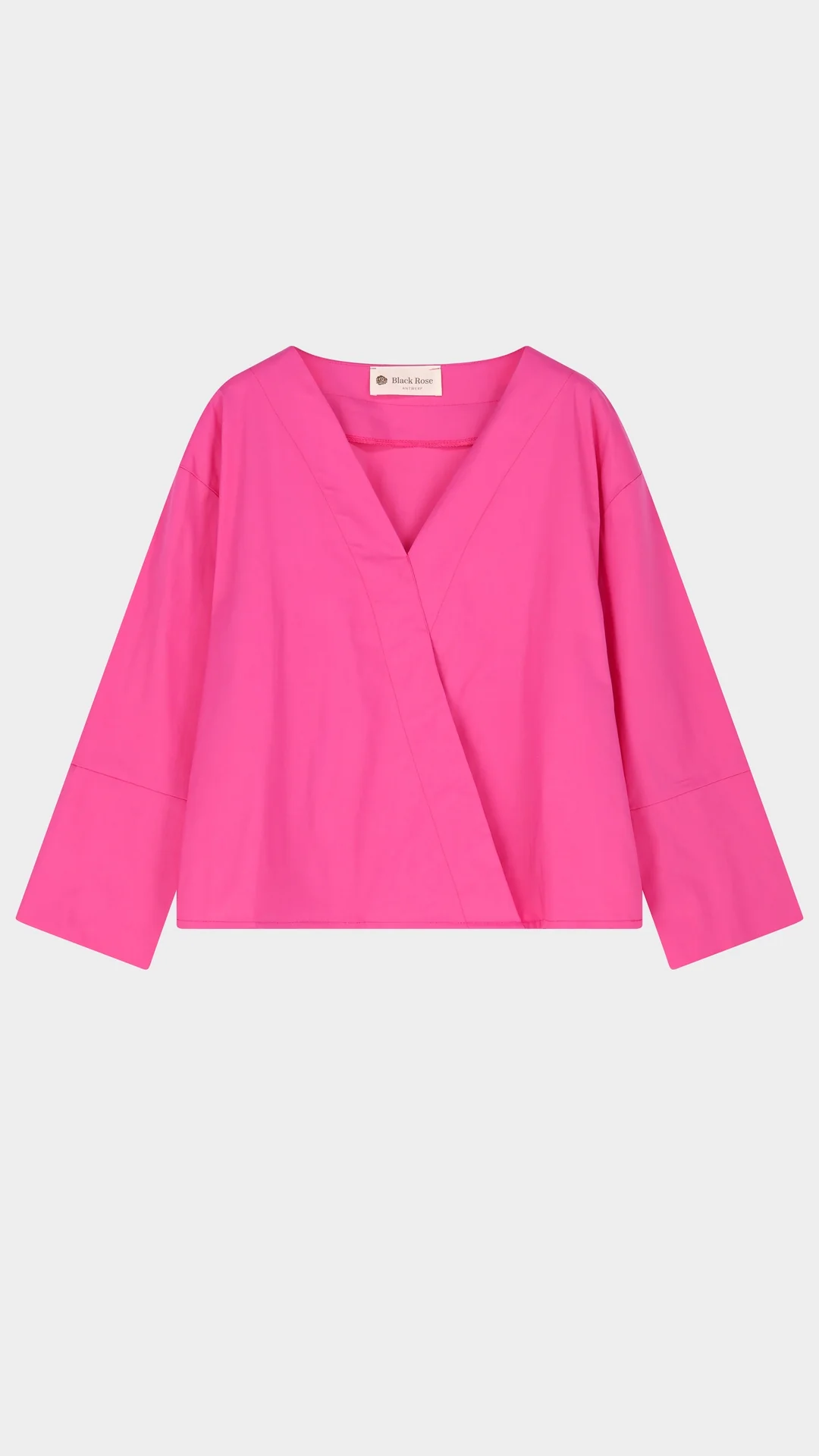 https://images.femalesconceptstore.becosoft.net/articles/lucypink1.webp?qs=5478