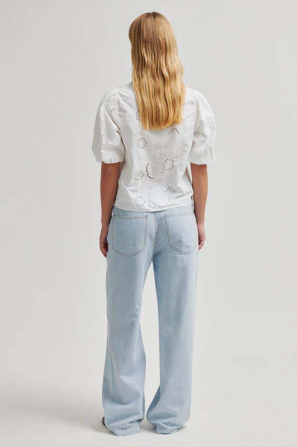 https://images.femalesconceptstore.becosoft.net/articles/mareilles2.webp?qs=5673