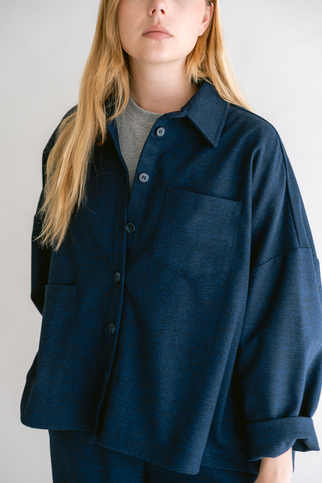 https://images.femalesconceptstore.becosoft.net/articles/mayanavy2.jpg?qs=6157