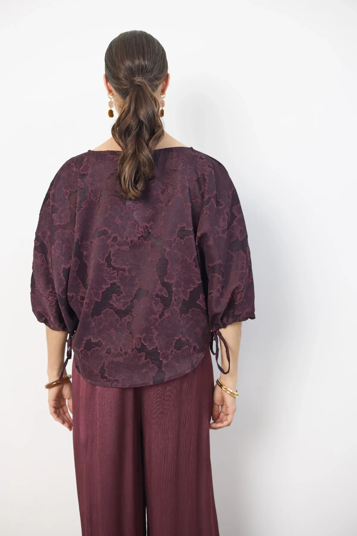 https://images.femalesconceptstore.becosoft.net/articles/milena3.webp?height=150&width=150&scale=canvas&qs=5936