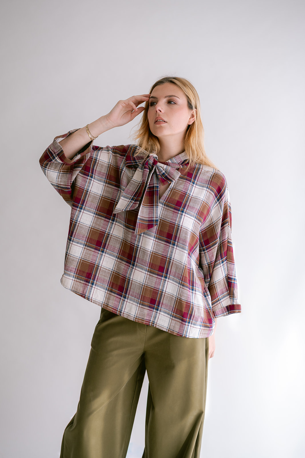 https://images.femalesconceptstore.becosoft.net/articles/mollie3.jpg?qs=5866