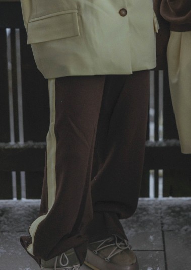 https://images.femalesconceptstore.becosoft.net/articles/negronibrown1.jpg?qs=6112