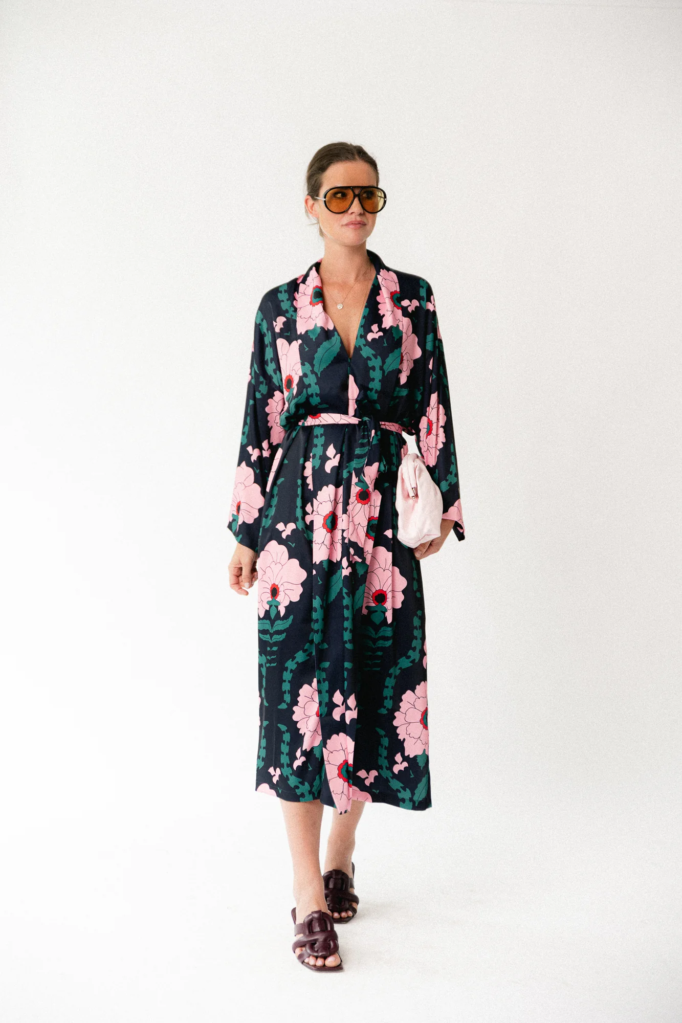https://images.femalesconceptstore.becosoft.net/articles/palmer1.webp?qs=5603
