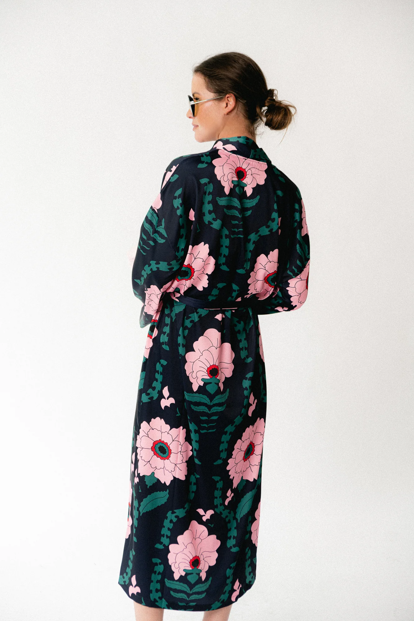 https://images.femalesconceptstore.becosoft.net/articles/palmer2.webp?qs=5604