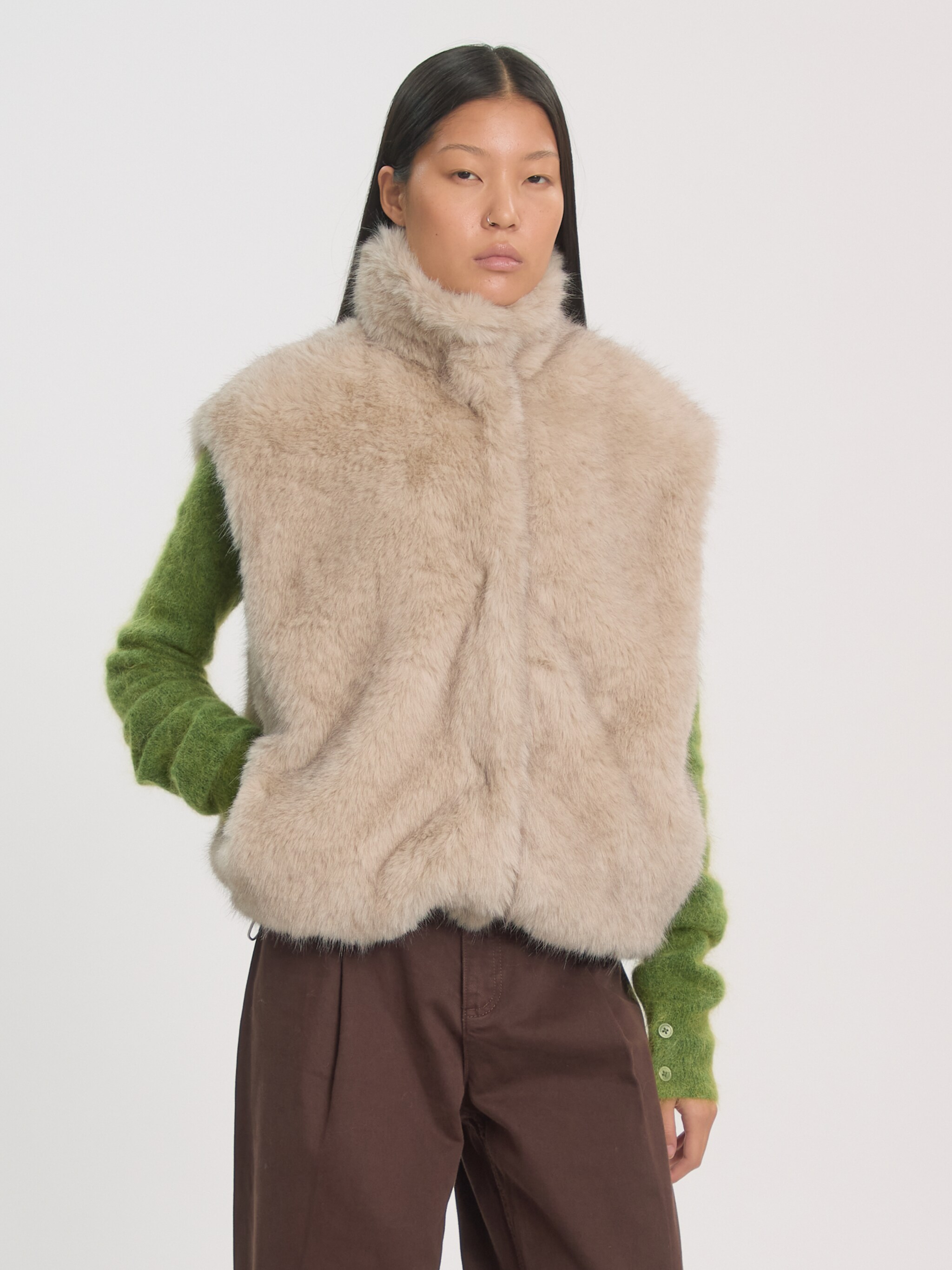 https://images.femalesconceptstore.becosoft.net/articles/piper1.jpg?qs=6847