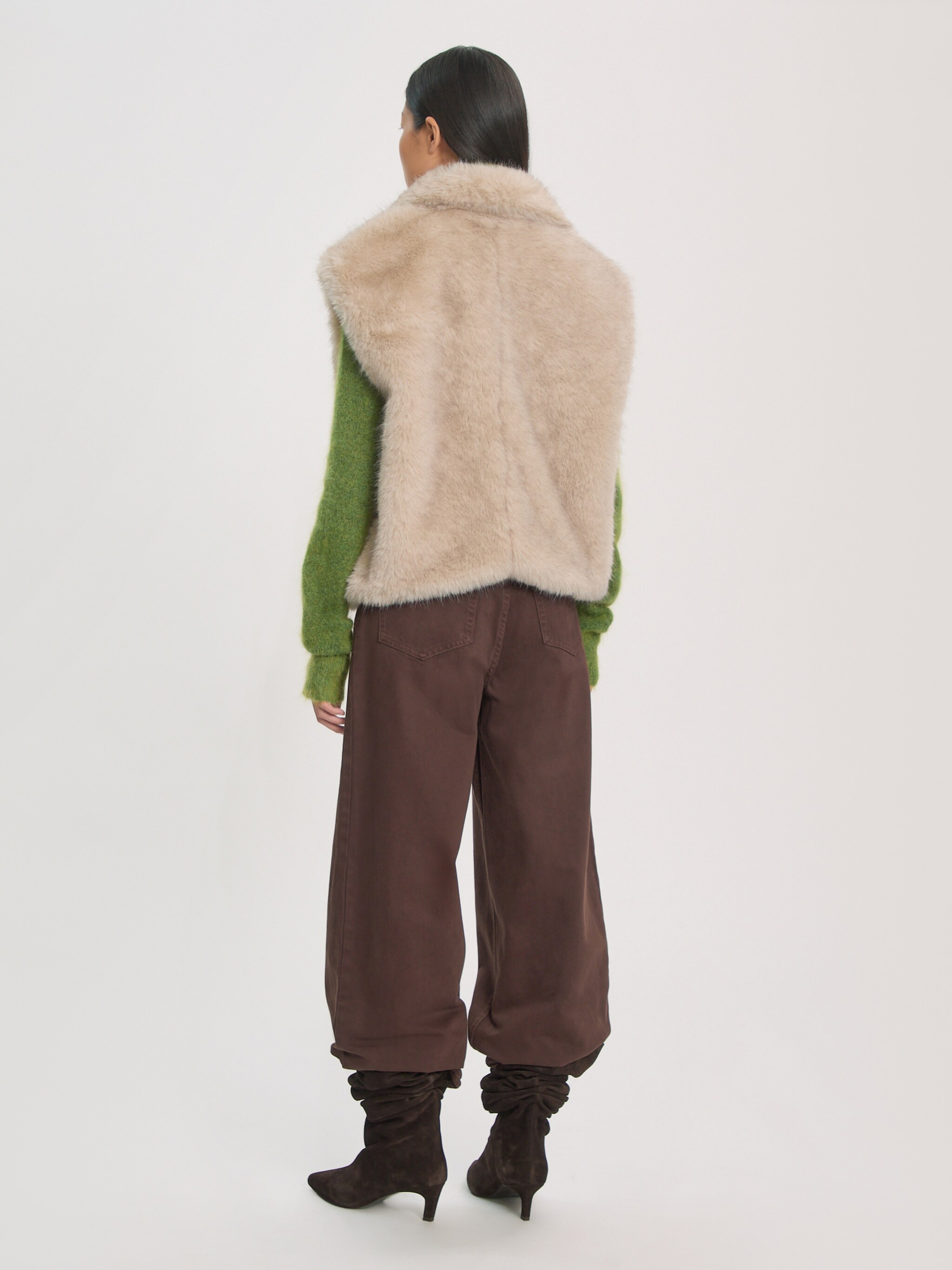 https://images.femalesconceptstore.becosoft.net/articles/piper2.jpg?qs=6848