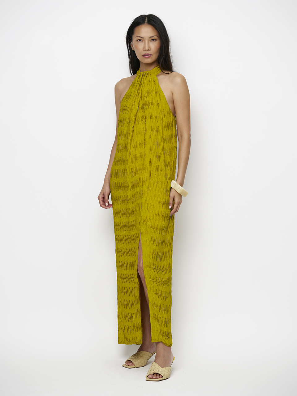 https://images.femalesconceptstore.becosoft.net/articles/praia1.jpg?qs=5586
