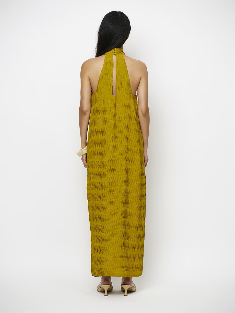 https://images.femalesconceptstore.becosoft.net/articles/praia2.jpg?qs=5585