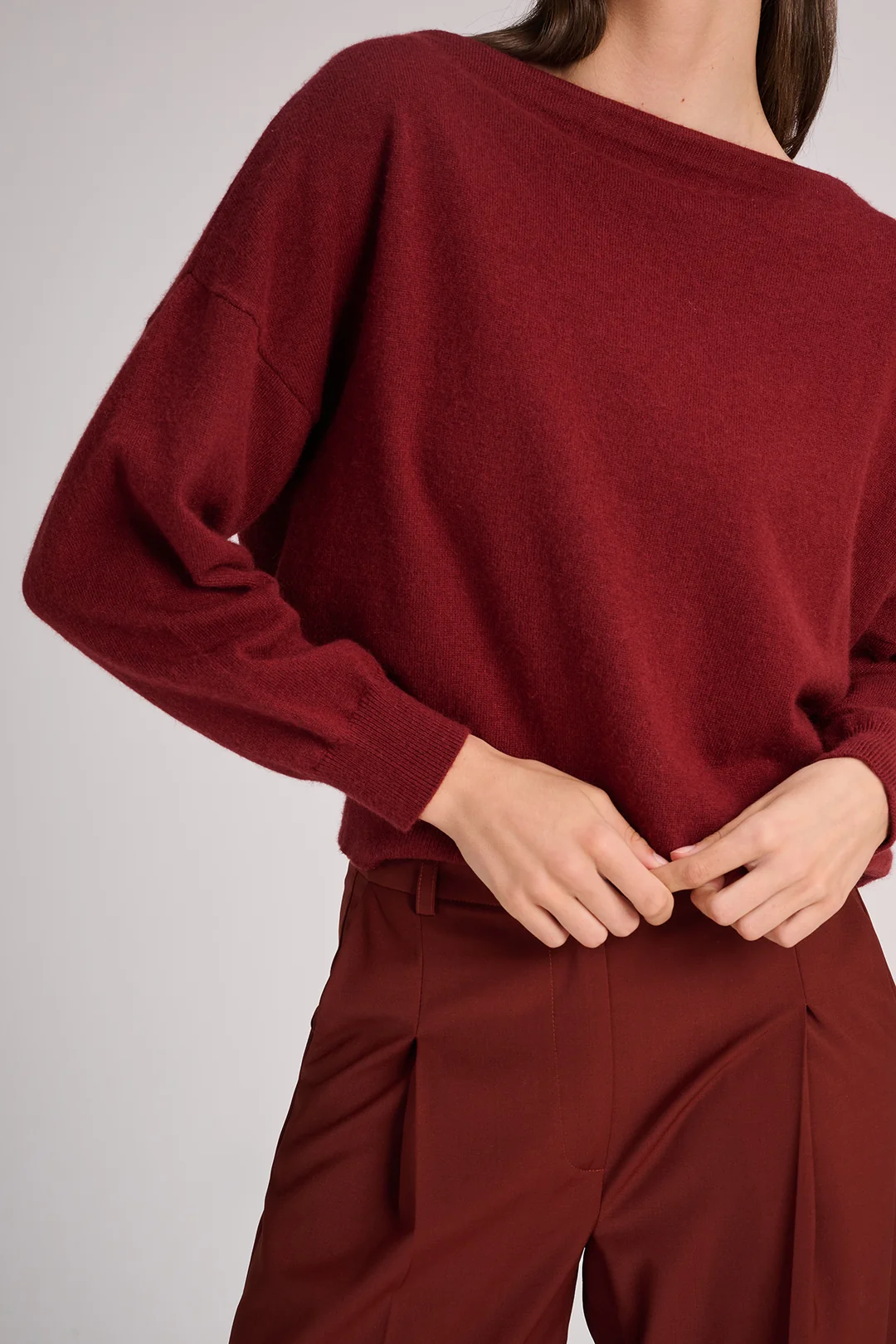 https://images.femalesconceptstore.becosoft.net/articles/pull_lisbon_rust_trousers_edith_rust_3.webp?qs=5845