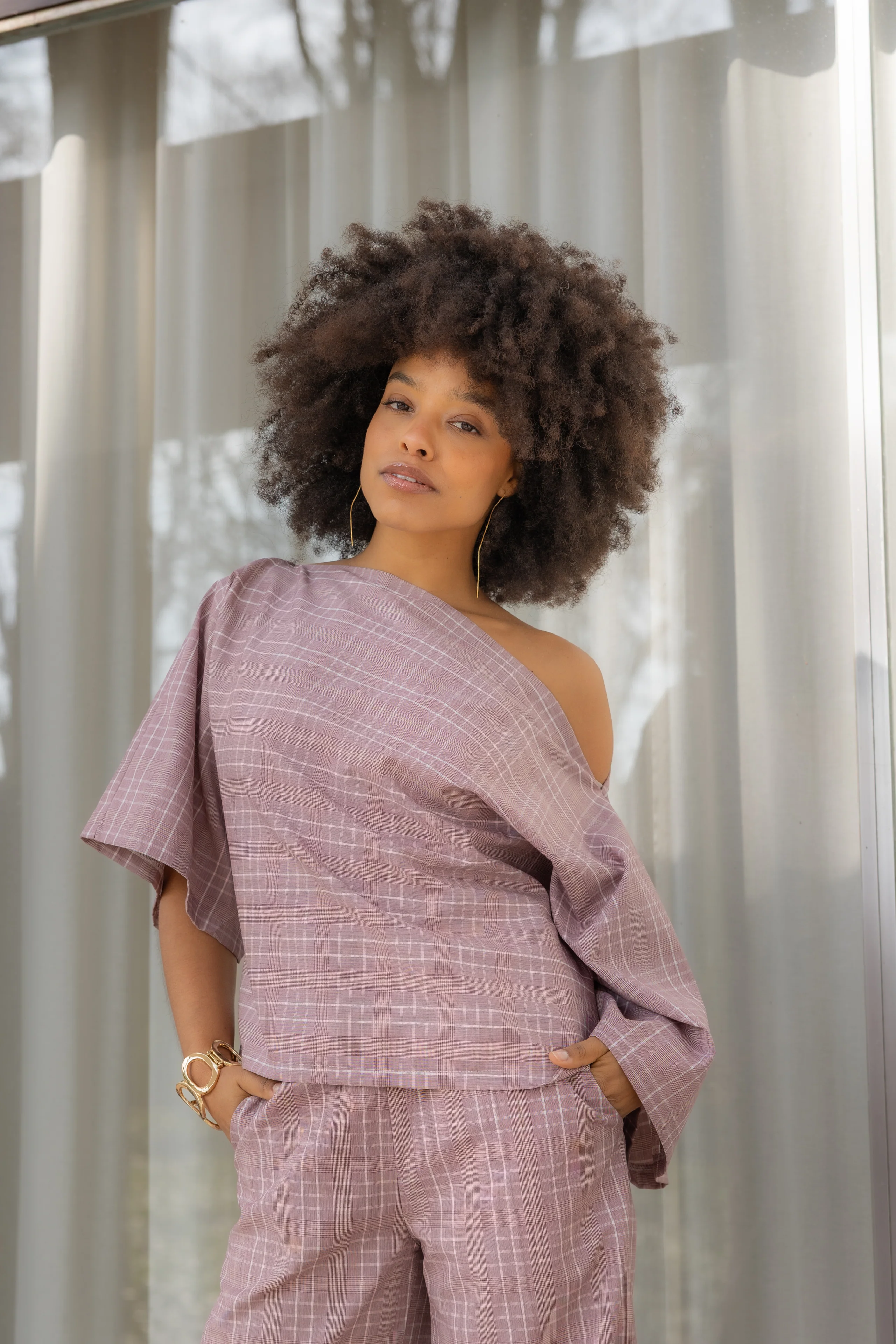 https://images.femalesconceptstore.becosoft.net/articles/quadrotopbordeaux1.webp?qs=5487