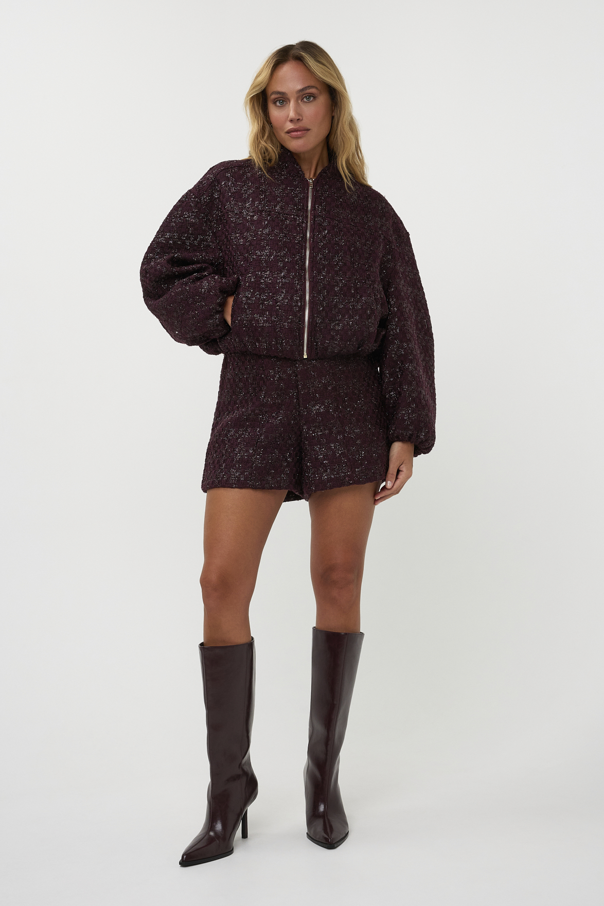 https://images.femalesconceptstore.becosoft.net/articles/riley1.jpg?qs=6763