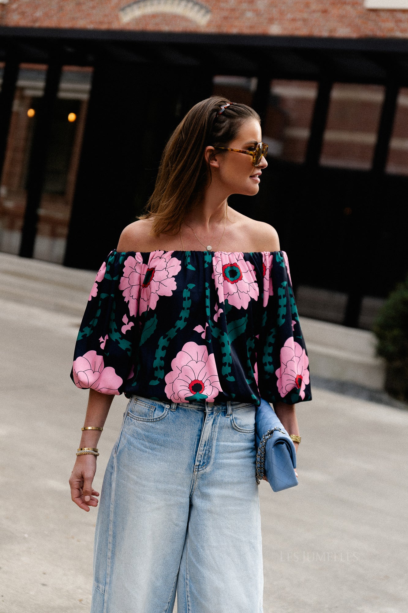 https://images.femalesconceptstore.becosoft.net/articles/rumi1.jpg?qs=5617
