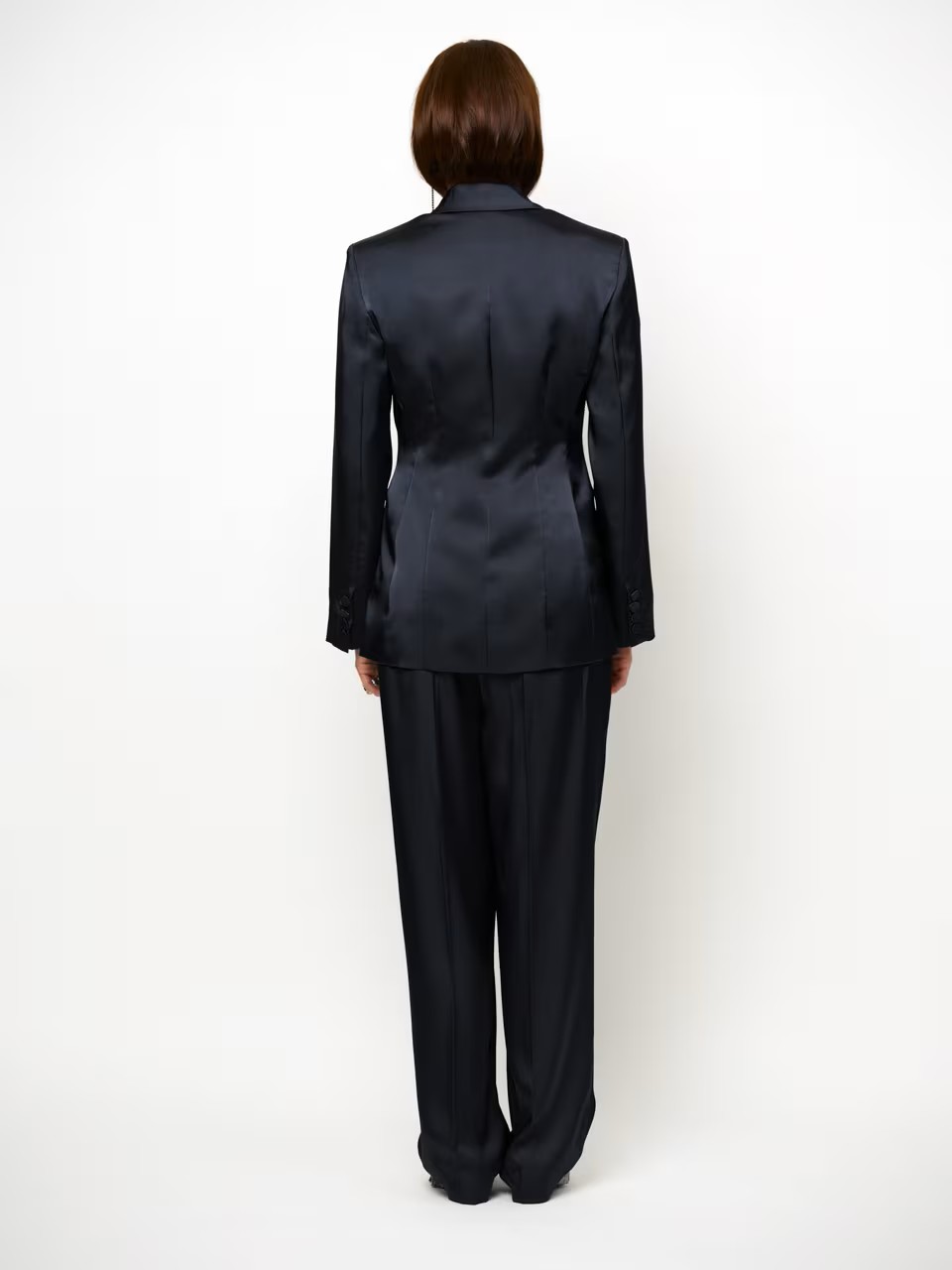 https://images.femalesconceptstore.becosoft.net/articles/rushblazer2.jpg?qs=6934