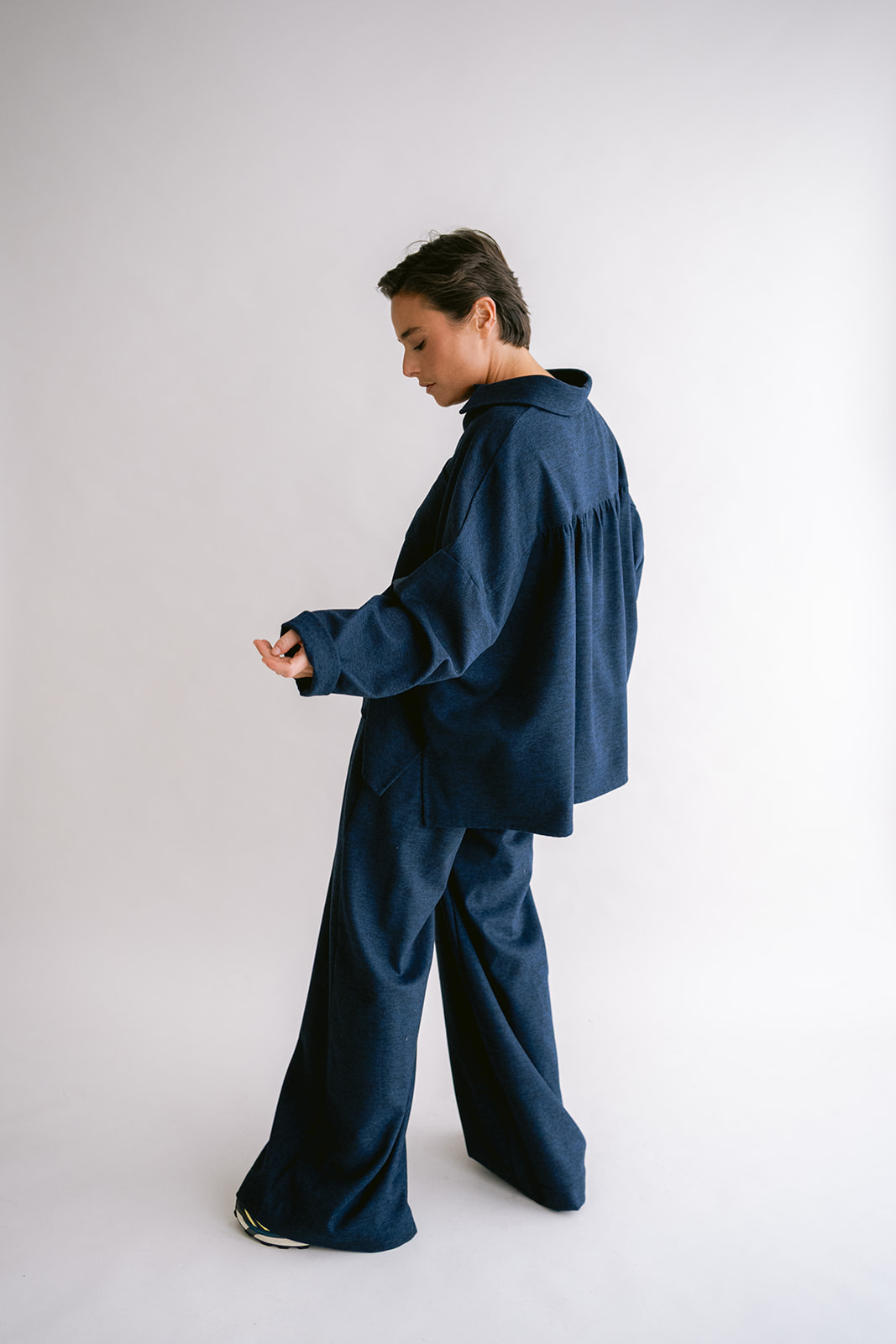 https://images.femalesconceptstore.becosoft.net/articles/sampantsnavy2.jpg?qs=6159
