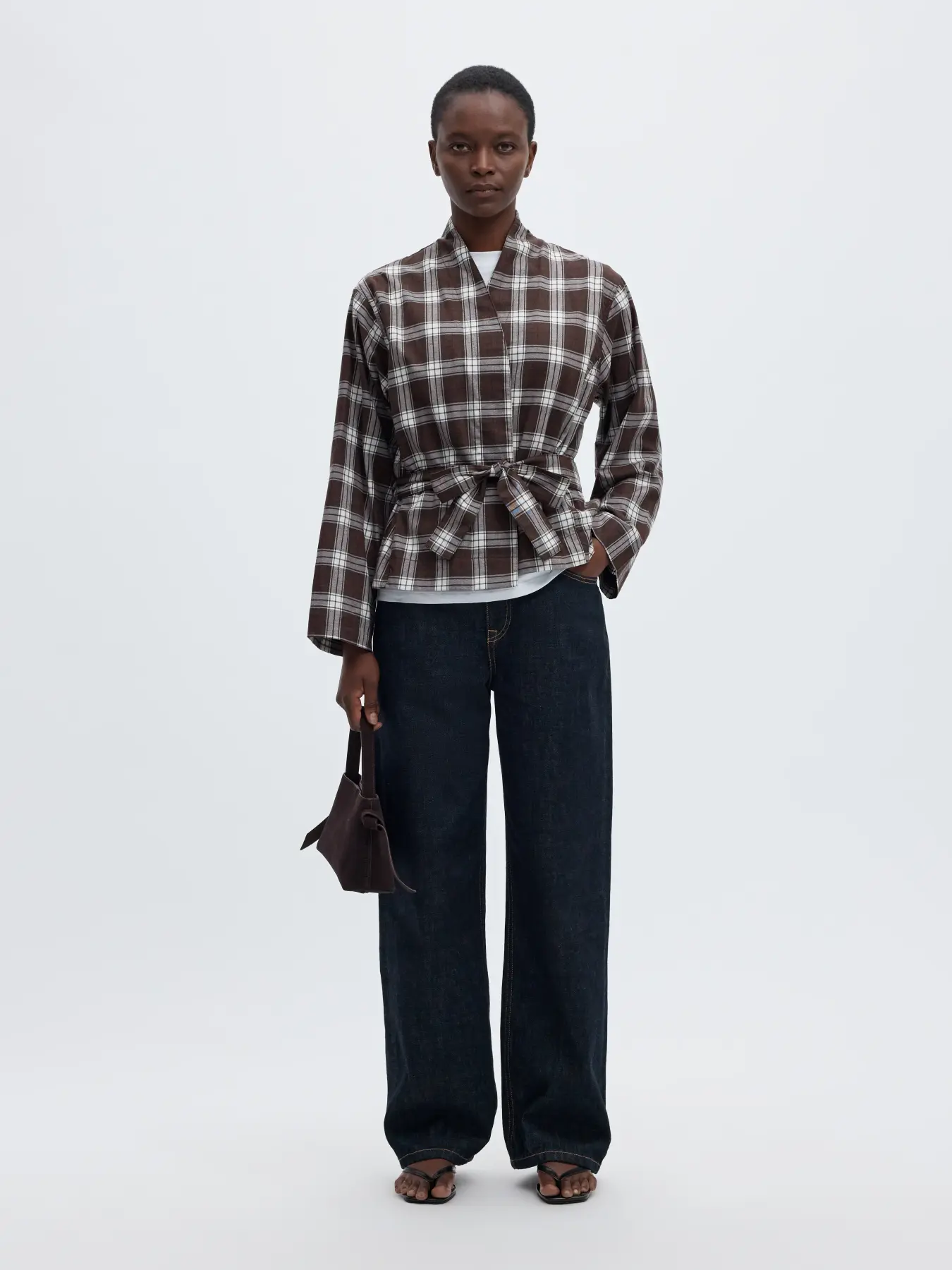 https://images.femalesconceptstore.becosoft.net/articles/slwjaylen1.webp?qs=6987